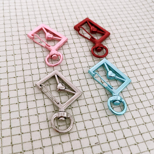 Love letter shaped clasps - Stickybeaky Supplies